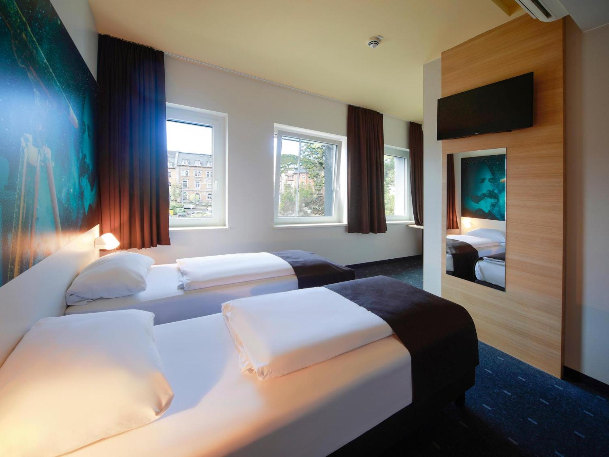 B&B Hotel Jena Buitenkant foto